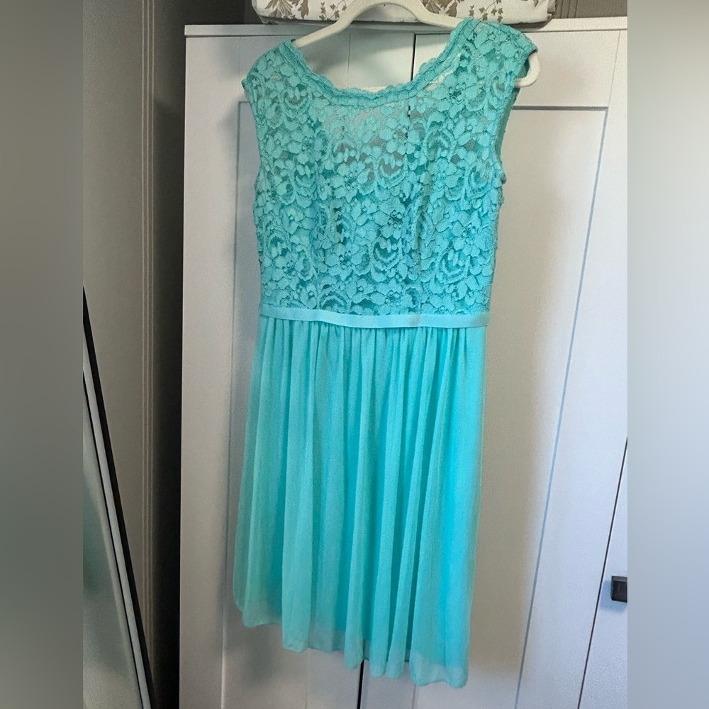 Elegant Aqua Lace Bridesmaid Dress